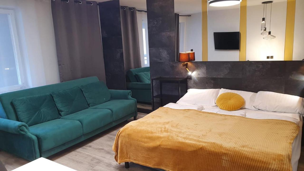 Dom Goscinny Zlota Rybka Dziwnów Esterno foto